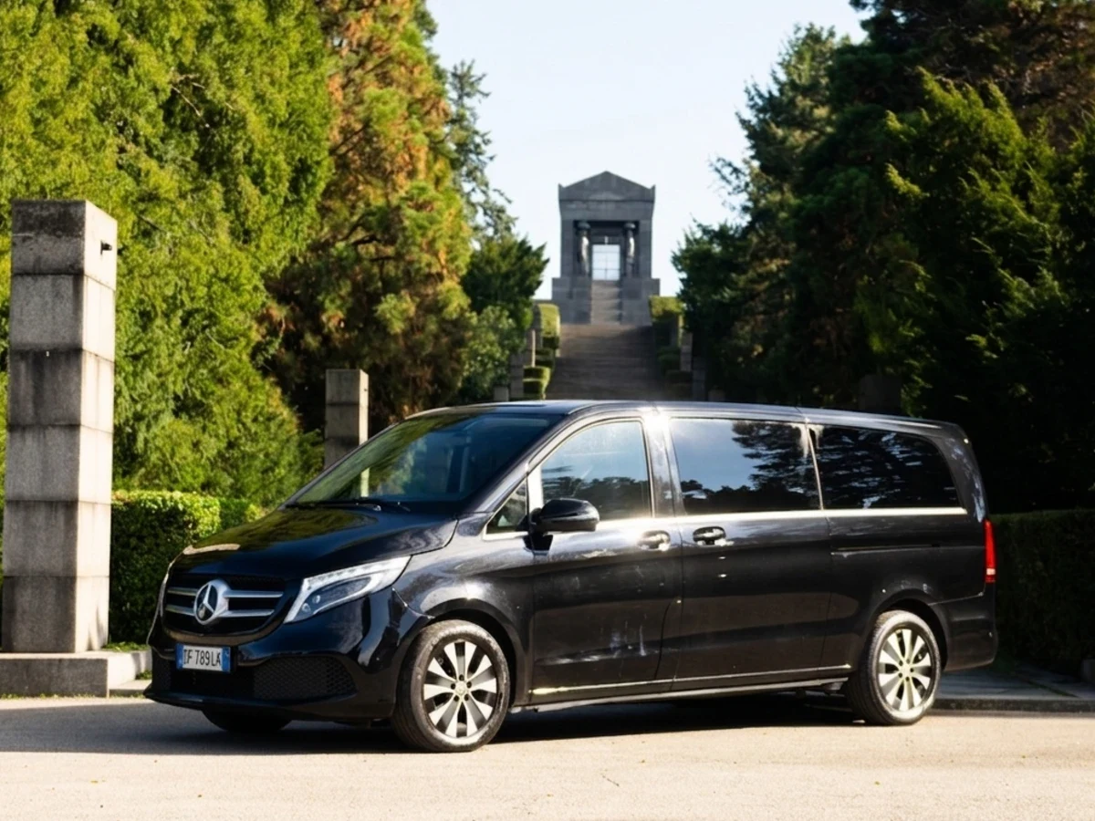 Barolo Tour
Your private driver in the Langhe